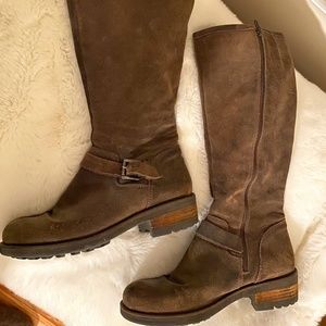 La Canadienne brown suede boots size women's 8.5